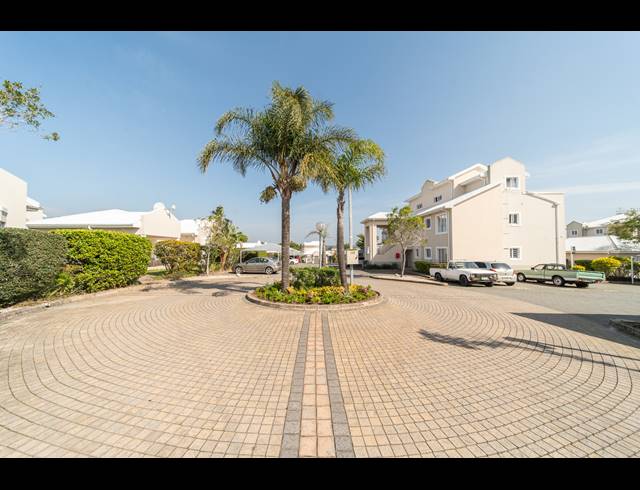3 BEDROOM TOWNHOUSE FOR SALE IN BEACON BAY